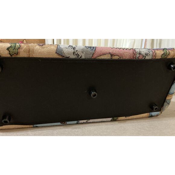 Disney Winnie the Pooh Tapestry Duffel Bag XXL Vtg Weekender Carry-on Travel Bag - Picture 7 of 11